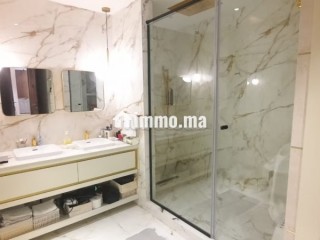 Vente d'un bel appartement à Racine. 5 pièces confortables - Appartement à vendre - Casablanca