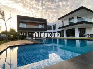À Vendre: Superbe Villa à Souissi – Rabat - Villa à louer - Rabat