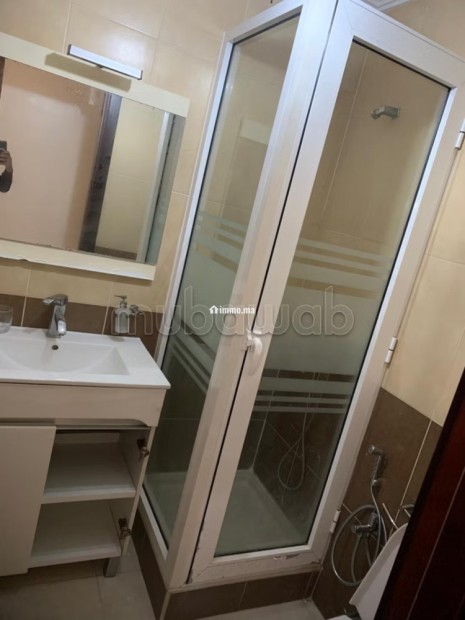 Location saisonnière à Asilah. 2 chambres. Salon traditionnel et porte blindée - Vente Immobilier - Asilah - photo 2