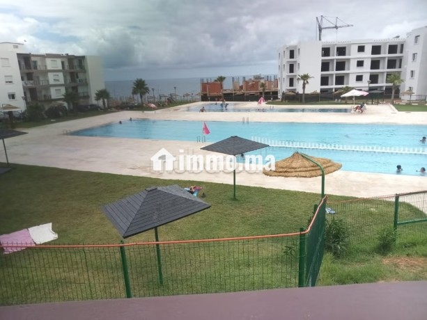 location-saisonniere-a-asilah-2-chambres-salon-traditionnel-et-porte-blindee-big-0