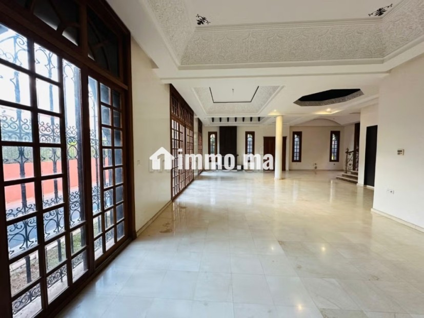 Superbe villa à vendre à Targa – 400 m² - Vente Immobilier - Marrakech - photo 1