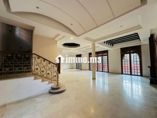 Superbe villa à vendre à Targa – 400 m² - Villa à vendre - Marrakech