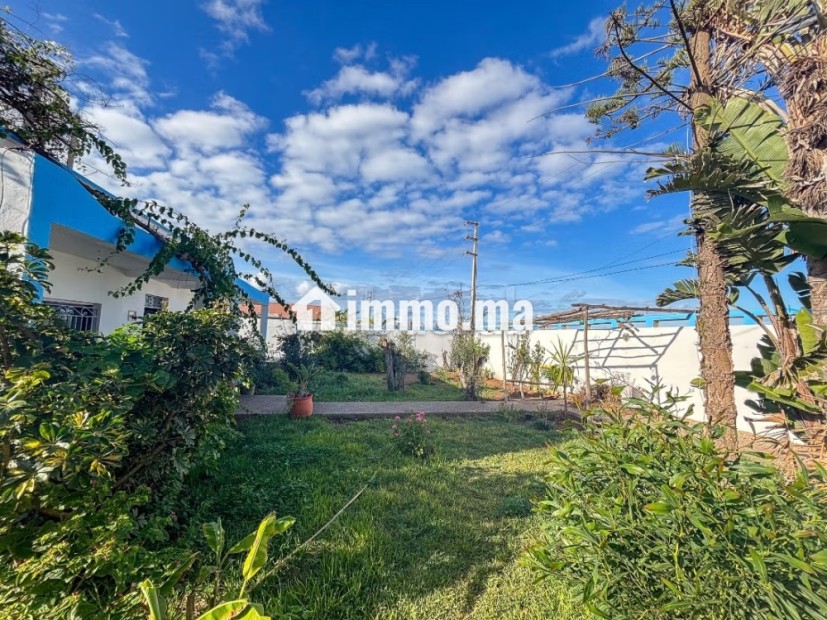 Jolie maison de plain pied jardin arboré - Location Immobilier - Dar Bouazza - photo 2