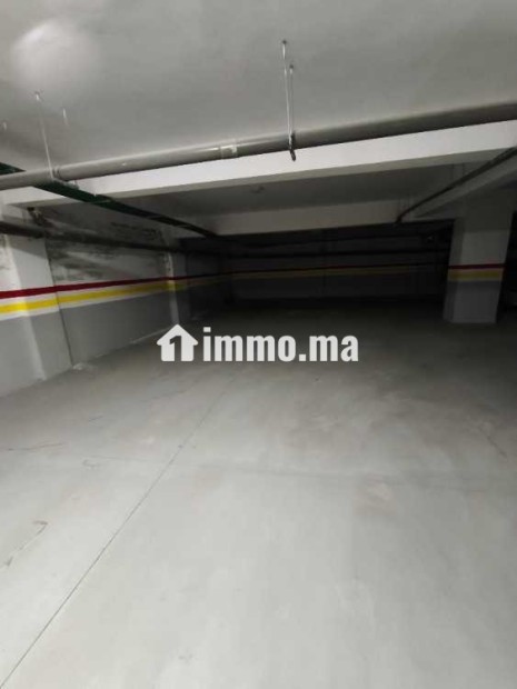 Studio neuf + balcon – 5000DH syndic inclus - Location Immobilier - Casablanca - photo 2