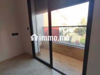 Studio neuf + balcon – 5000DH syndic inclus - Appartement à louer - Casablanca