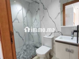 Studio neuf + balcon – 5000DH syndic inclus - Appartement à louer - Casablanca