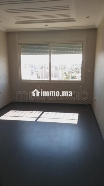 Superbe appartement à vendre à Tantonville. Surface de 127 m². Salon traditionnel marocain, résidence sécurisée - Vente Immobilier - Casablanca - photo 7