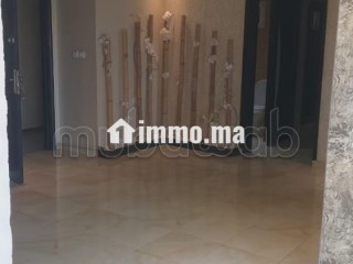 Superbe appartement à vendre à Tantonville. Surface de 127 m². Salon traditionnel marocain, résidence sécurisée - Appartement à vendre - Casablanca
