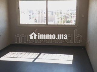Superbe appartement à vendre à Tantonville. Surface de 127 m². Salon traditionnel marocain, résidence sécurisée - Appartement à vendre - Casablanca