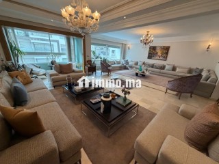 Appartement à vendre à Racine. Surface de 231 m². Avec ascenseur et terrasse - Appartement à vendre - Casablanca