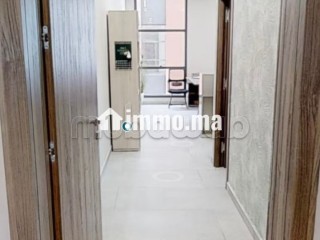 Bureau à usage professionnel – 33 m² – 3ᵉ étage - Bureau à louer - Casablanca