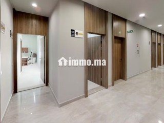 Bureau à usage professionnel – 33 m² – 3ᵉ étage - Bureau à louer - Casablanca