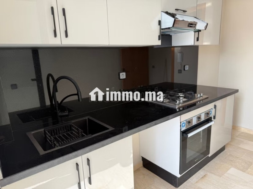 T3 neuf 77m² vue parc, Parking, Tram 1 min - Location Immobilier - Casablanca - photo 6