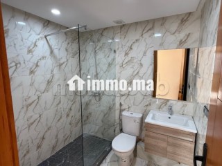 T3 neuf 77m² vue parc, Parking, Tram 1 min - Appartement à louer - Casablanca