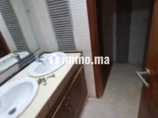 Villa à vendre dans le lotissement Lina 370 m² - Villa à vendre - Casablanca