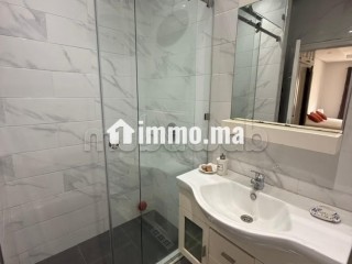Louez cet appartement à Gauthier. 3 chambres agréables. Meublé - Appartement à louer - Casablanca
