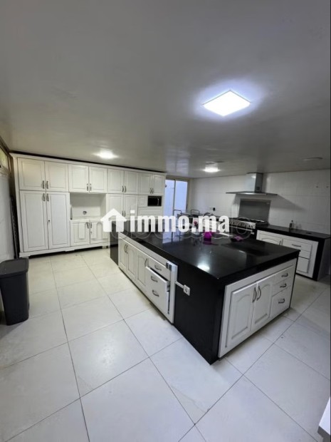 Superbe villa à louer à Harhoura. 5 chambres. Bien meublé - Location Immobilier - Harhoura - photo 6