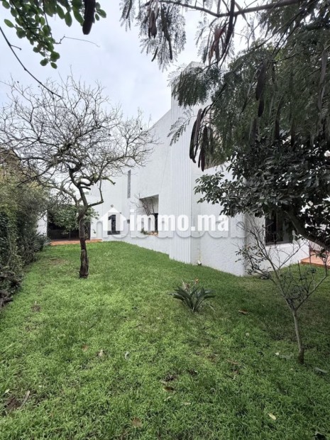 Maison de haut standing à vendre à Souissi. 5 belles chambres. Porte blindée, sécurité - Vente Immobilier - Rabat - photo 4