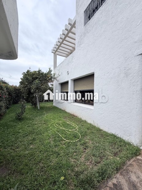 Maison de haut standing à vendre à Souissi. 5 belles chambres. Porte blindée, sécurité - Vente Immobilier - Rabat - photo 6
