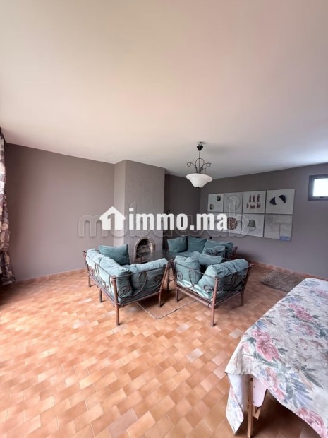 Maison de haut standing à vendre à Souissi. 5 belles chambres. Porte blindée, sécurité - Vente Immobilier - Rabat - photo 8
