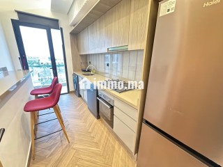 Très chic appartement 3 chambres à la location meublé dans une résidence avec piscine - Appartement à louer - Dar Bouazza