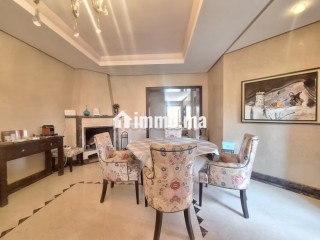 Bel appartement en location à Agdal. 2 chambres. Bien meublé - Appartement à louer