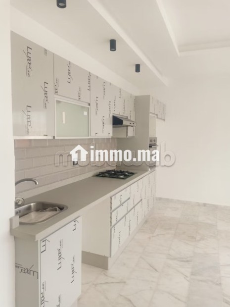 À louer – Bel appartement 2 chambres avec grande terrasse à L’Hermitage - Location Immobilier - Casablanca - photo 2