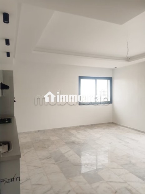 À louer – Bel appartement 2 chambres avec grande terrasse à L’Hermitage - Location Immobilier - Casablanca - photo 4