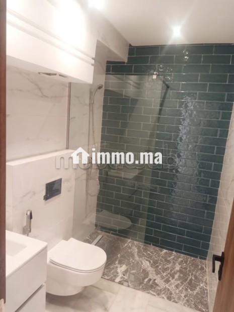 À louer – Bel appartement 2 chambres avec grande terrasse à L’Hermitage - Location Immobilier - Casablanca - photo 7