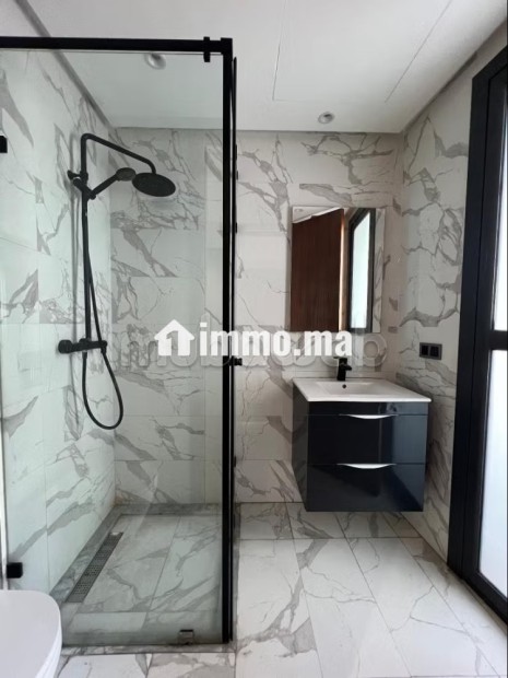 Appartement 1 chambre – Plein Sud – Résidence récente à Palmier - Location Immobilier - Casablanca - photo 4