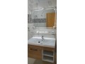 Appartement à louer à Ben Guerir.
Superficie 100 m².
Salon traditionnel et porte blindée - miniature 2
