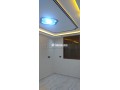 Appartement à louer à Ben Guerir.
Superficie 100 m².
Salon traditionnel et porte blindée - miniature 6