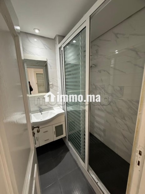 Louez cet appartement à Gauthier. 5 pièces confortables. Meublé - Location Immobilier - Casablanca - photo 5