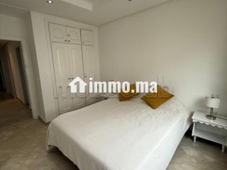 Louez cet appartement à Gauthier. 5 pièces confortables. Meublé - Appartement à louer - Casablanca