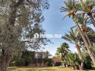 Villa RIAD / circuit PALMERAIE / terrain 1450 M2 - Villa à vendre - Marrakech