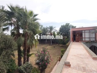 Villa RIAD / circuit PALMERAIE / terrain 1450 M2 - Villa à vendre - Marrakech