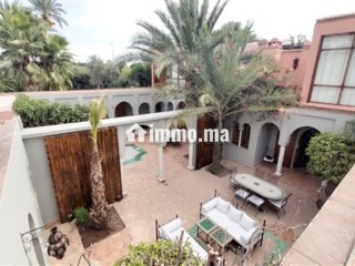 Villa RIAD / circuit PALMERAIE / terrain 1450 M2 - Villa à vendre - Marrakech