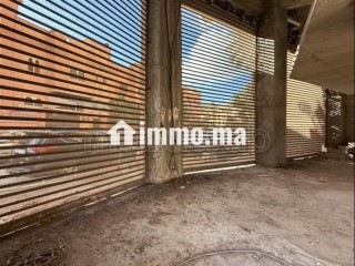 Vend local commercial à Route de Safia.
Rouidat Surface de 120 m² - Local commercial à vendre - Marrakech