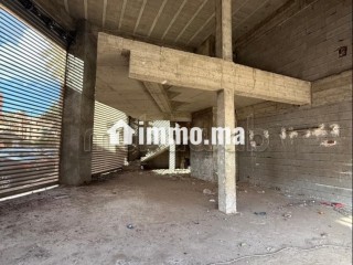 Vend local commercial à Route de Safia.
Rouidat Surface de 120 m² - Local commercial à vendre - Marrakech