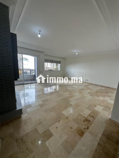 À LOUER – Appartement 3 chambres – Racine, ruelle très calme - Location Immobilier - Casablanca - photo 1