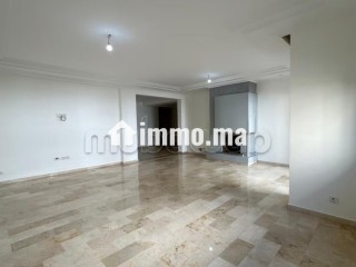 À LOUER – Appartement 3 chambres – Racine, ruelle très calme - Appartement à louer - Casablanca