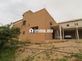 Propriété avec maison et terrain arboré - Maison à vendre - Tiznit