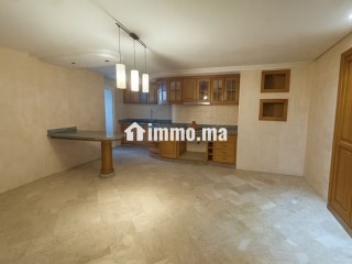 Appartement à l'achat à Les Hôpitaux. Surface de 163 m². Ascenseur - Appartement à vendre - Casablanca