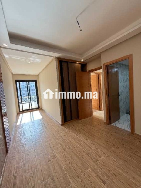 Appartementt3 neuf 77m² vue parc | parking | tram 1 min - Location Immobilier - Casablanca - photo 4