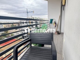 Très bel cozy studio en location. Ascenseur et terrasse - Appartement à louer - Casablanca