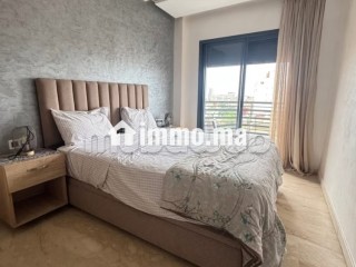 Très bel cozy studio en location. Ascenseur et terrasse - Appartement à louer - Casablanca