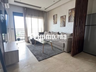 Très bel cozy studio en location. Ascenseur et terrasse - Appartement à louer - Casablanca