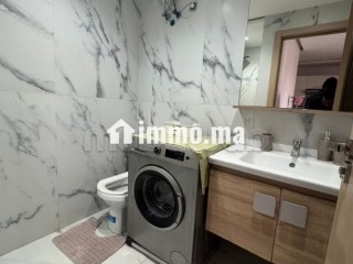 Très bel cozy studio en location. Ascenseur et terrasse - Appartement à louer - Casablanca