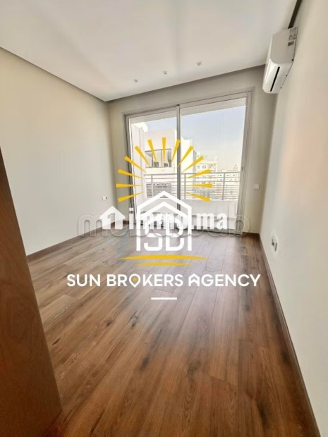 Très joli 2 ch vide dernier etage ferme bretonne - Location Immobilier - Casablanca - photo 8