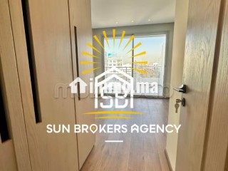 Très joli 2 ch vide dernier etage ferme bretonne - Terrain à louer - Casablanca